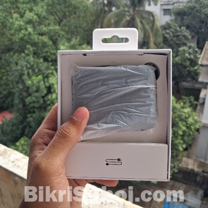 Ulanzi J12 wireless microphone